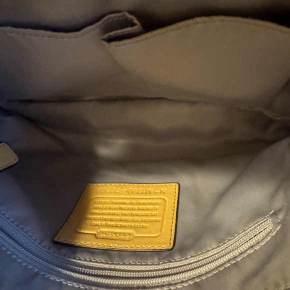 Coach Yellow Leather Shoulder Bag - Picture 6 of 9